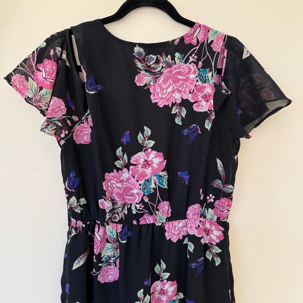 City Chic Blush Floral Faux Wrap Dress Cold Shoulder Flutter Sleeve Midi Dress - Picture 7 of 7